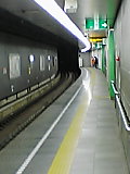 05_train.jpg